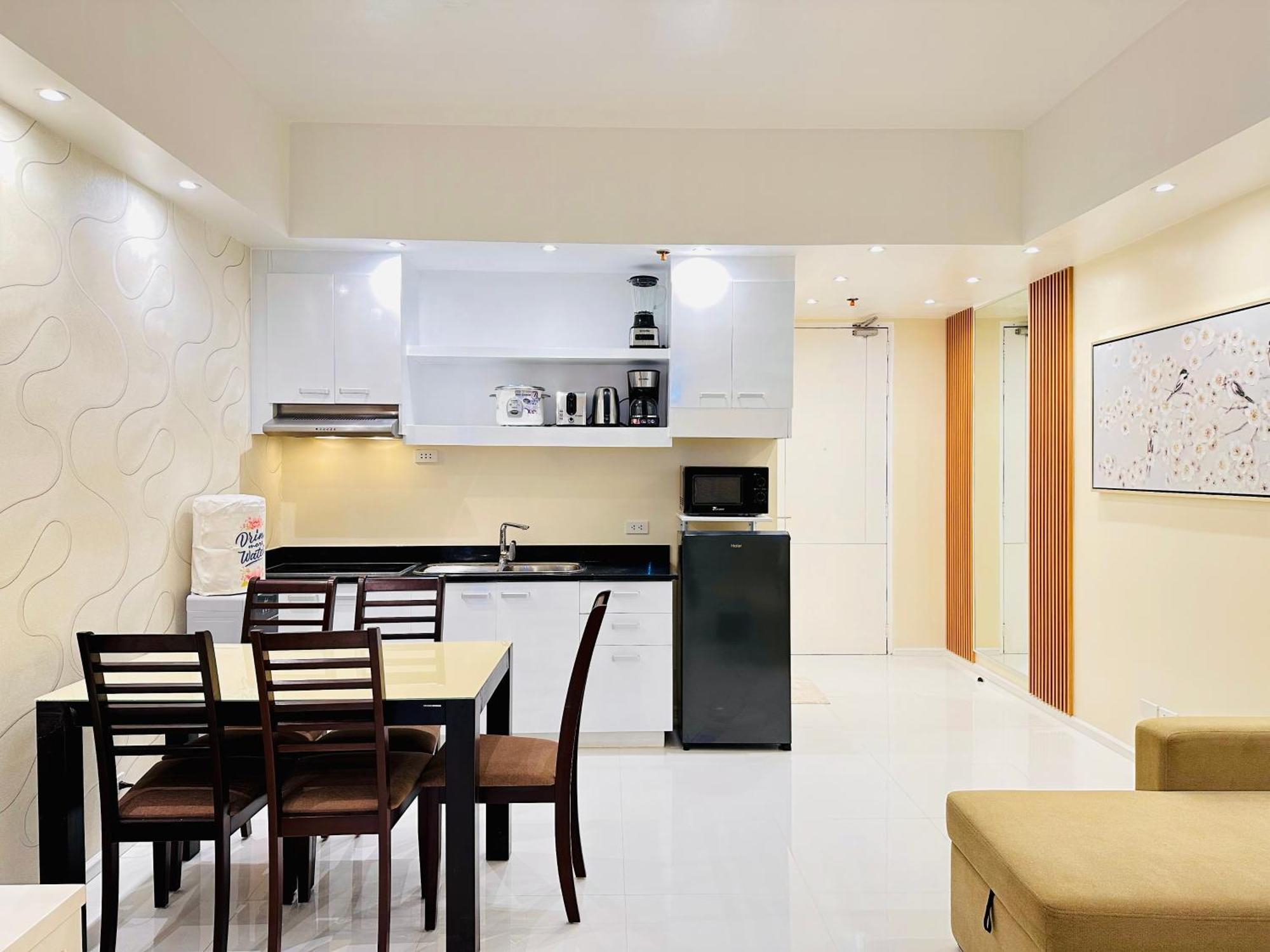 Oceanview Deluxe 1Br Suite La Mirada Lapu-Lapu City Exterior photo