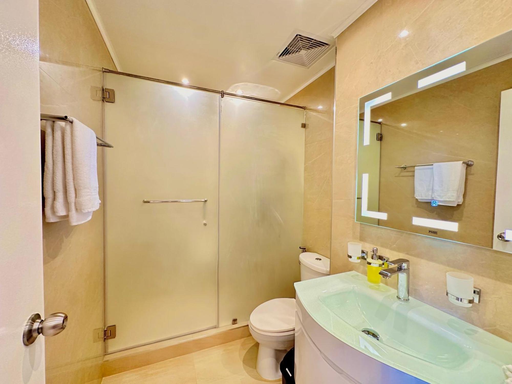 Oceanview Deluxe 1Br Suite La Mirada Lapu-Lapu City Exterior photo