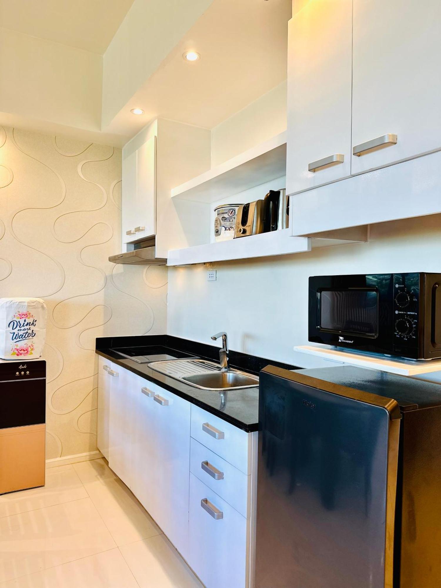 Oceanview Deluxe 1Br Suite La Mirada Lapu-Lapu City Exterior photo