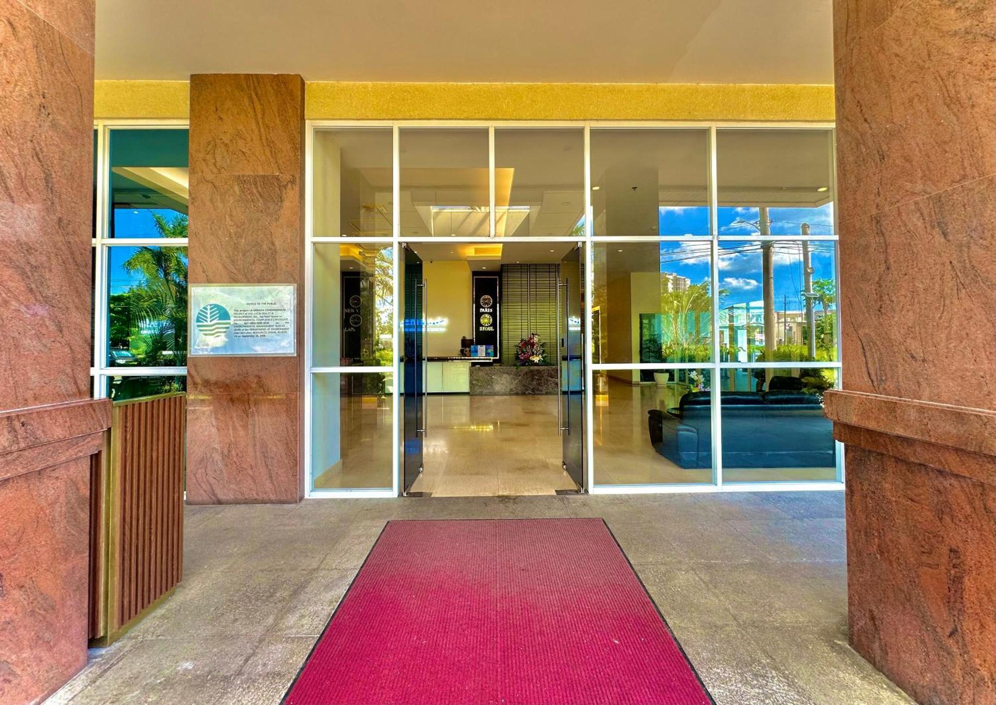 Oceanview Deluxe 1Br Suite La Mirada Lapu-Lapu City Exterior photo