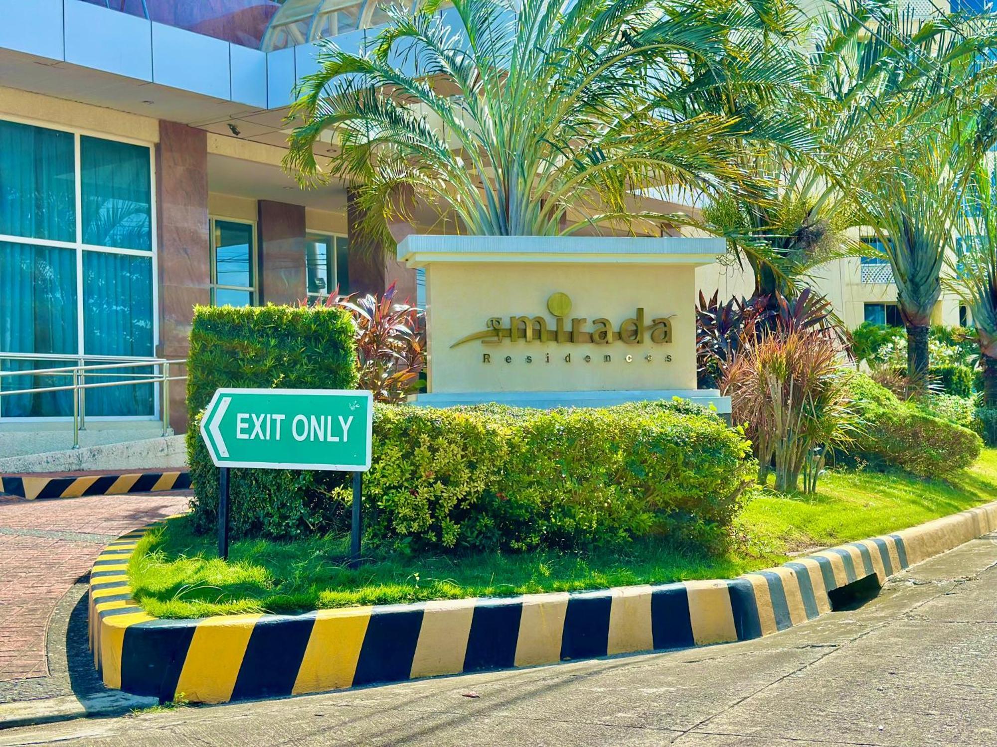 Oceanview Deluxe 1Br Suite La Mirada Lapu-Lapu City Exterior photo